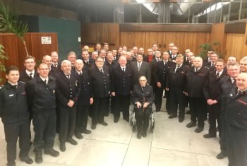 Stadt Marl ehrt verdiente Feuerwehrleute