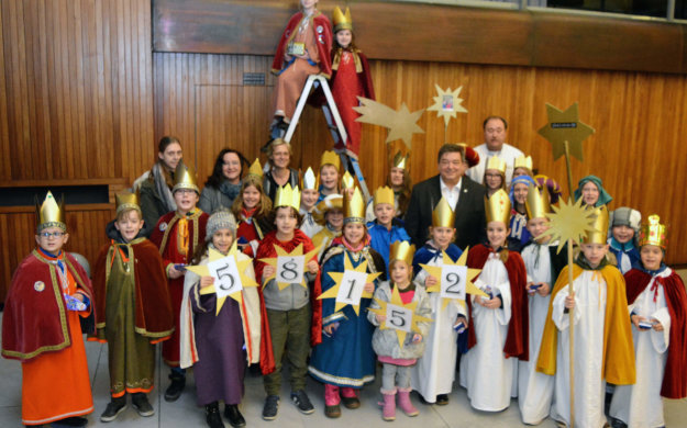 Sternsinger_Gruppenfoto_2020_