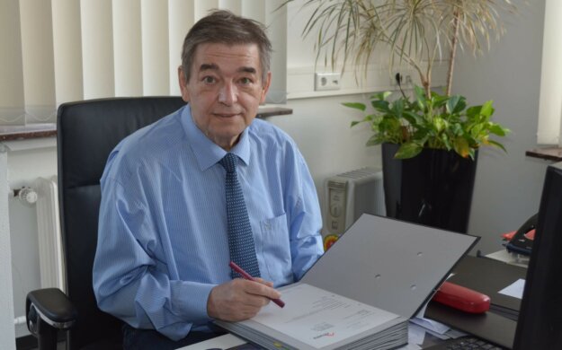 arndt_werner_schreibtisch_2021-12-22-2