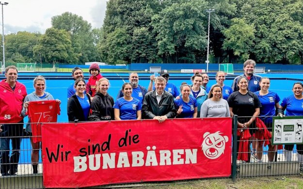 Bunabären mit Team Kalifornia und Bgm breit