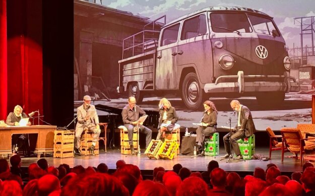 403857964_6942335262471156_4713337276313709626_n