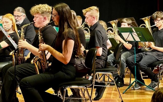 449953755_7890704437634229_4675874953625022179_n