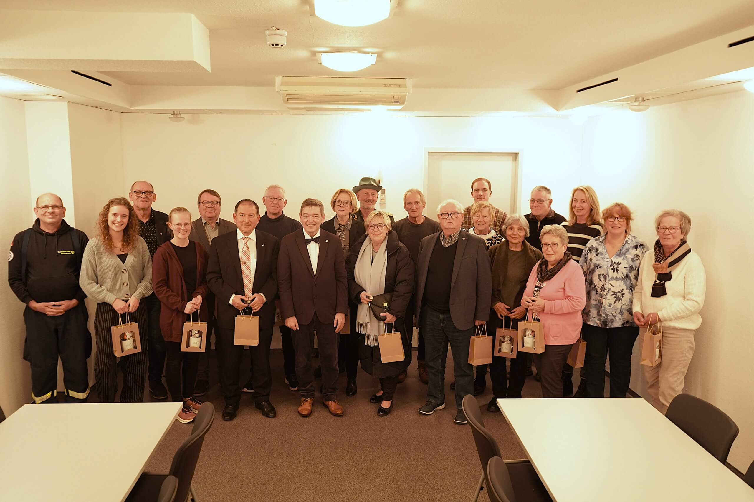 Ehrung Ehrenamt Gruppenfoto_2024-12-05