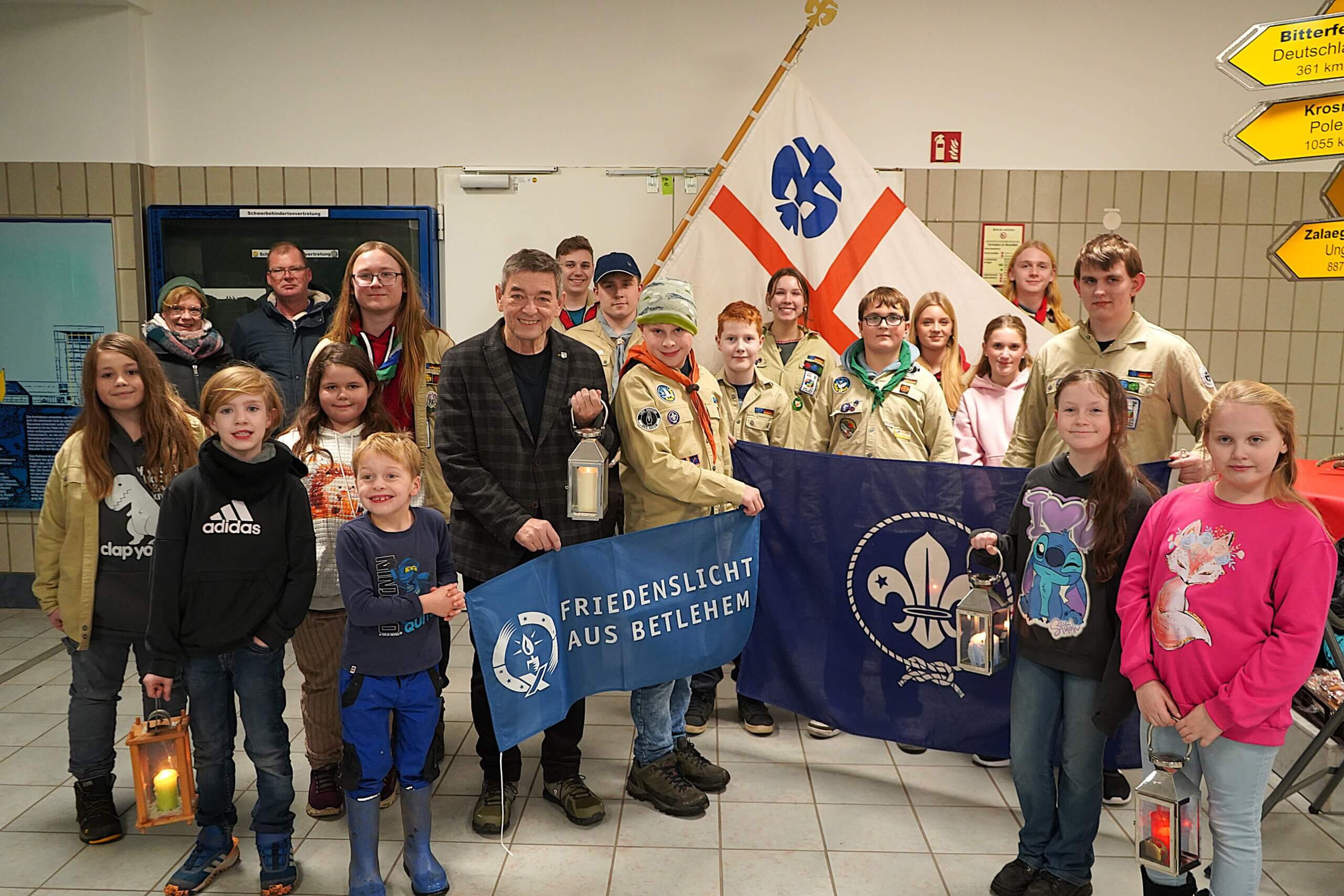 Friedenslicht_Pfadfinder_Sickingmühle_Gruppenbild_2024-12-19