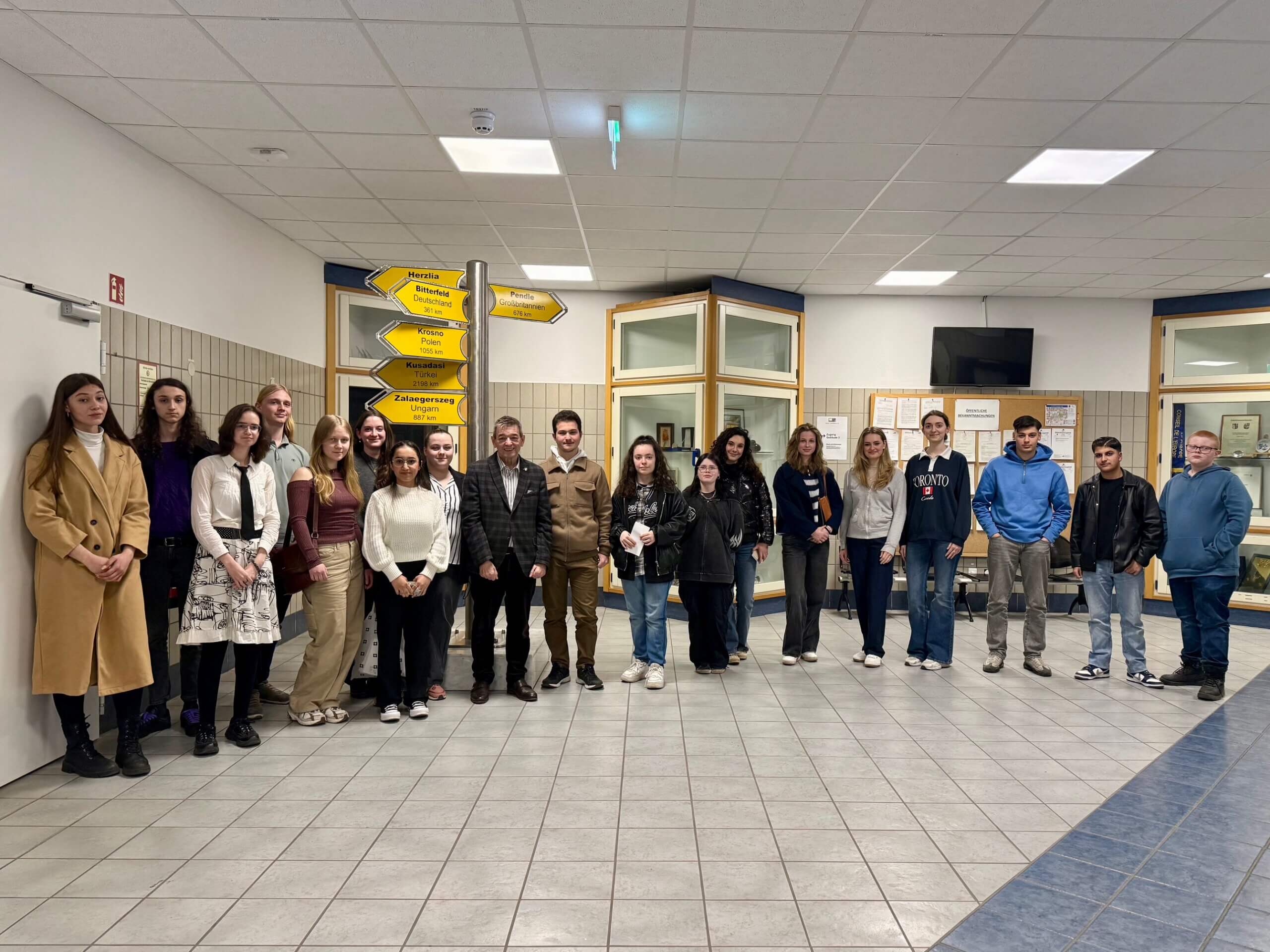 Schülervertreter mit Bgm 2025