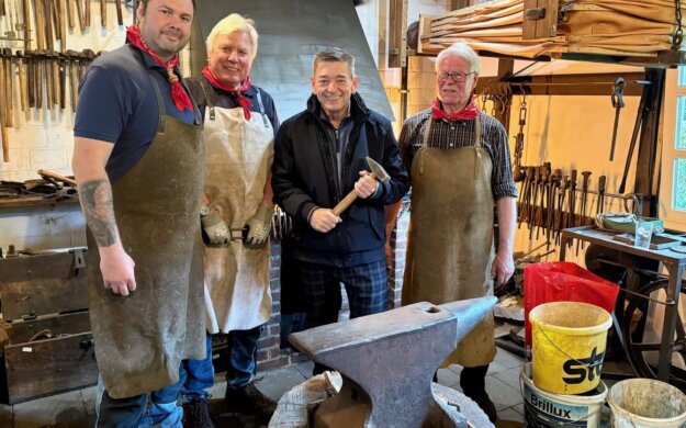 505232326_23868035846141166_3085071427689098511_n